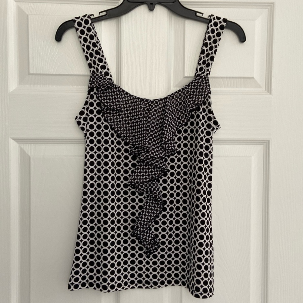 White House black market top size small